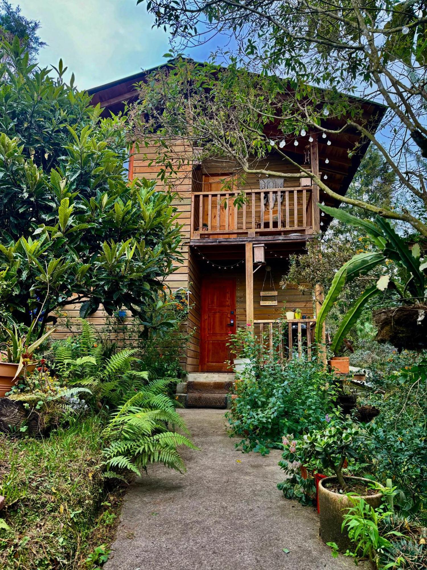 Beehouse Arvi Cabana Guarne Exterior foto